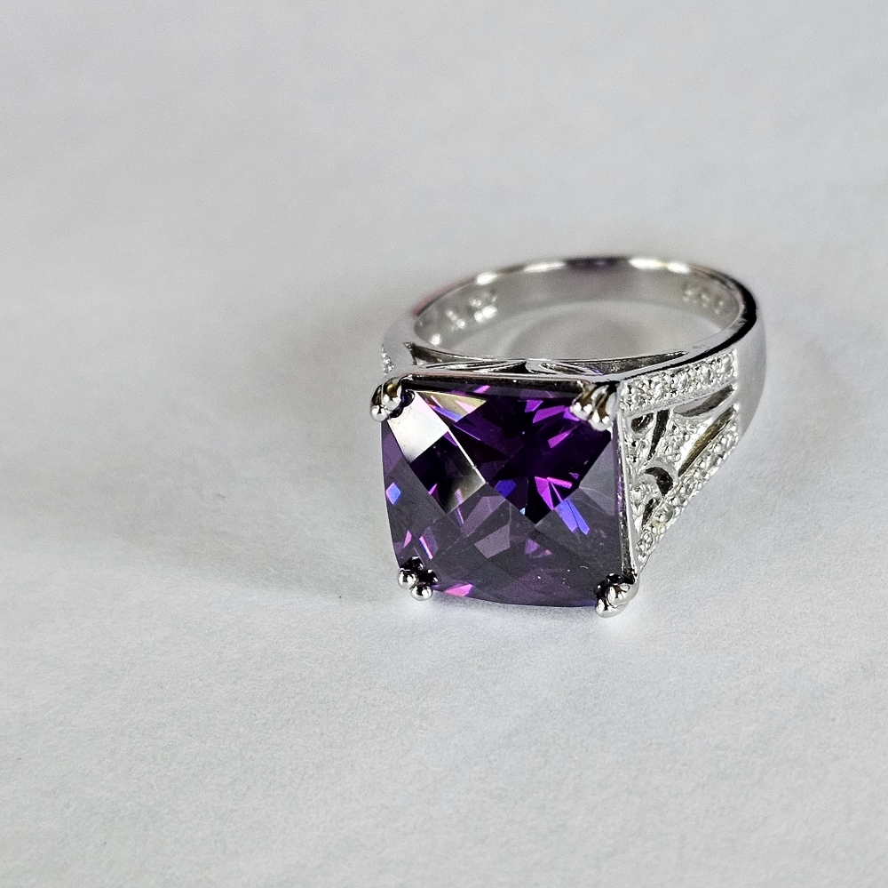 Ross Simons Checkerboard Cut Amethyst Ring Size 7 - Picture 13 of 17